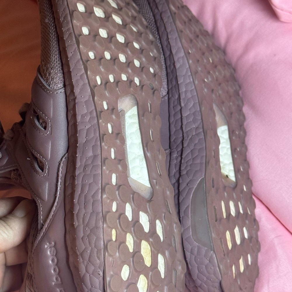 Adidas Ultraboost 22 Women’s Running Shoe Mauve Pink US 9 Quiet Luxury Lifestyle - Picture 4 of 9